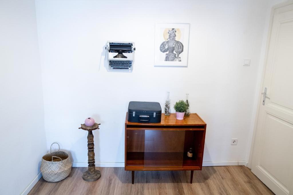 Apartamento Next To Famous Party House A38 *